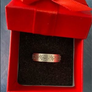 14k White Gold Band Ring-Greek Key Design-Sweet!